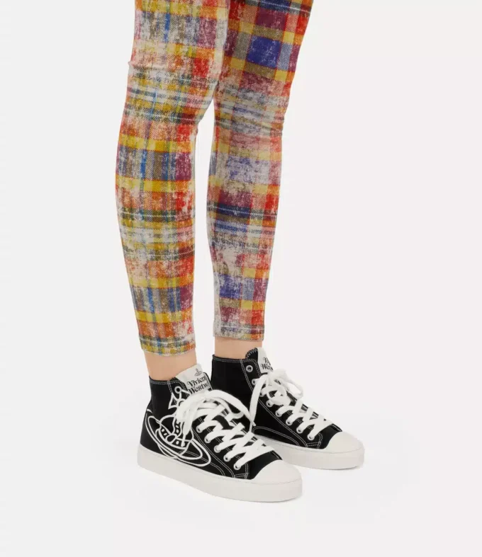 Högt kanvasplimsoll