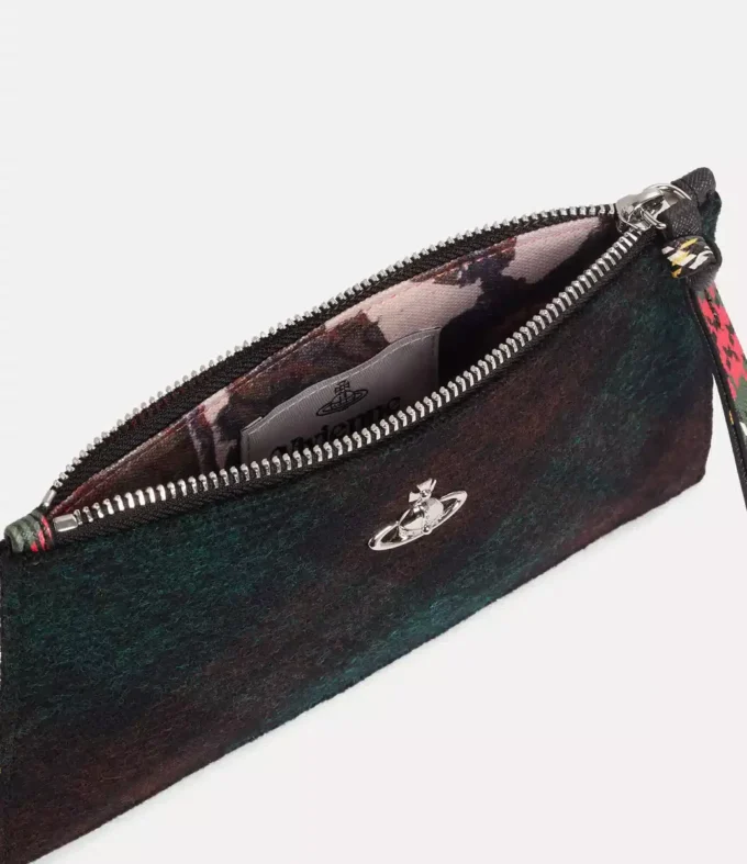 Liten platt zip-clutch