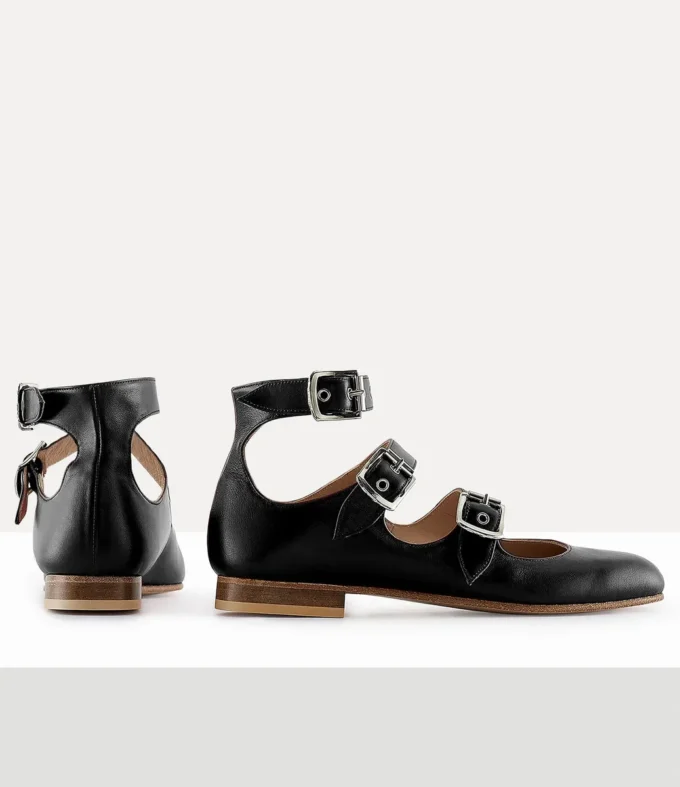 Romerska sandaler med tre remmar