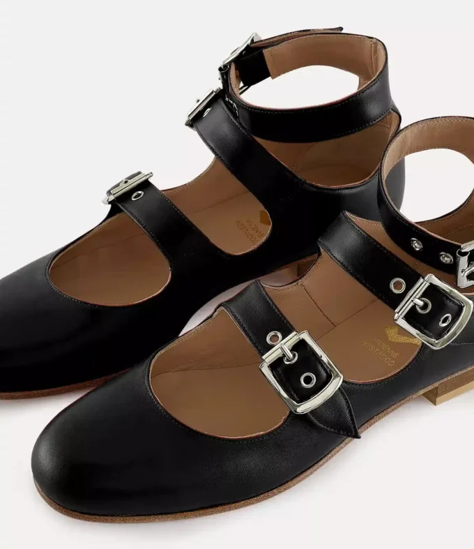 Romerska sandaler med tre remmar